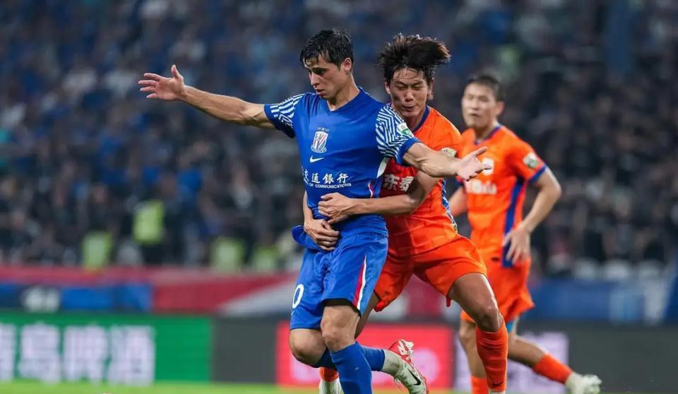 三次将比分, 刘洋传中, 中锋 三次将比分, 刘洋传中, 中锋