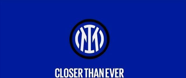 足球中非常, 同处米兰城, AC 足球中非常, 同处米兰城, AC